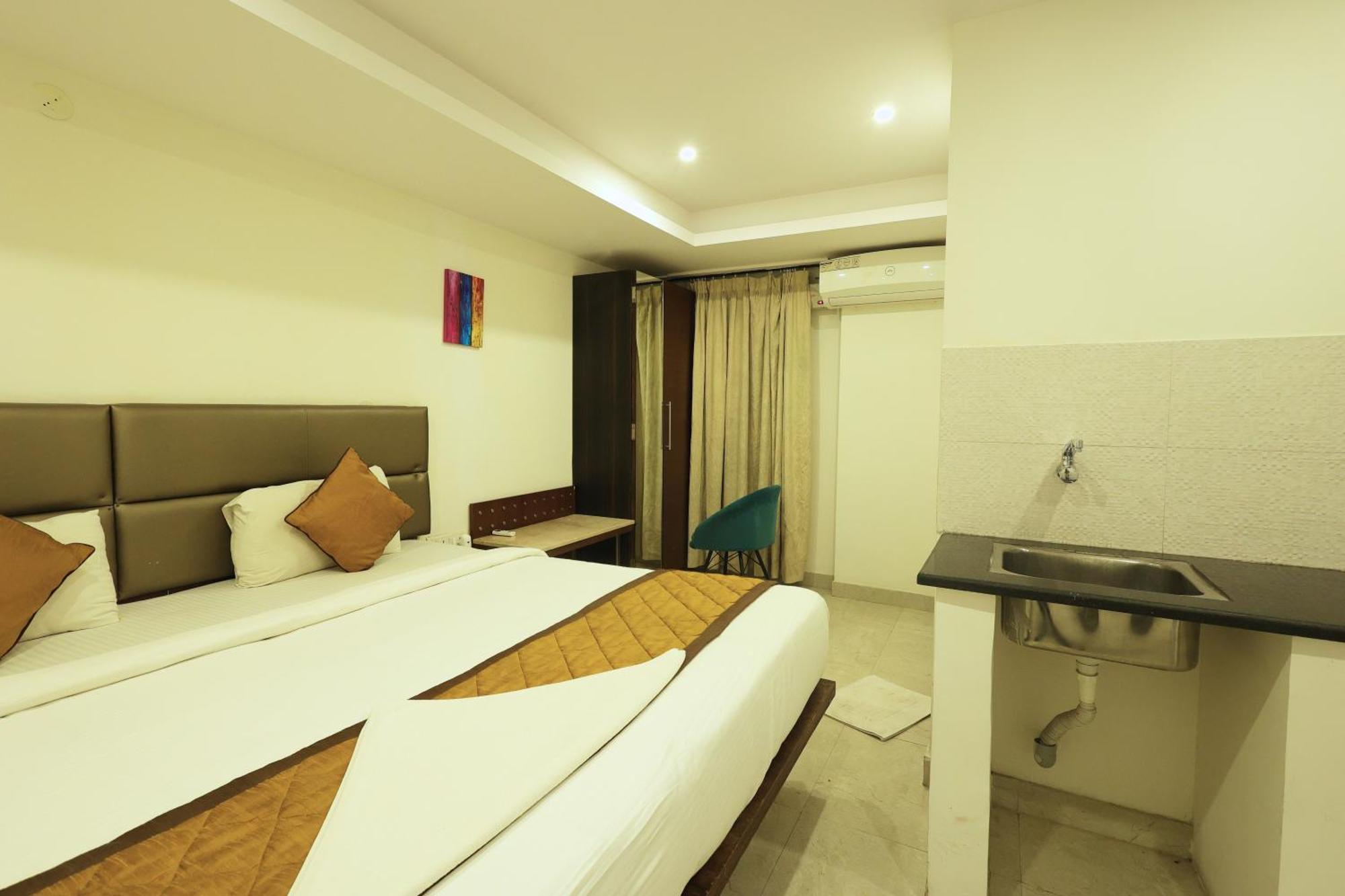 Arcade Inn Suites Bangalore Buitenkant foto